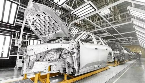 新能源車市 產品同質化嚴重,2024價格戰將會持續